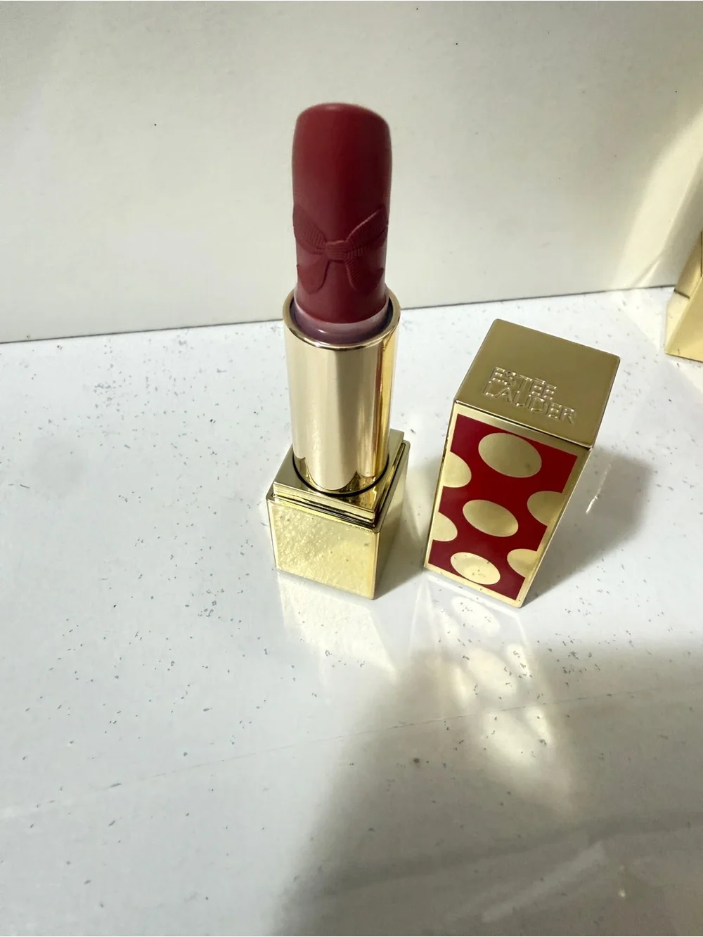 ESTEE LAUDER GLAM Limited Edition two Eyeshadow Palette and two lipsticks. New